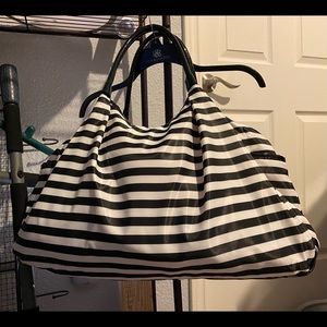 NWOT Black & White Overnight Tote
